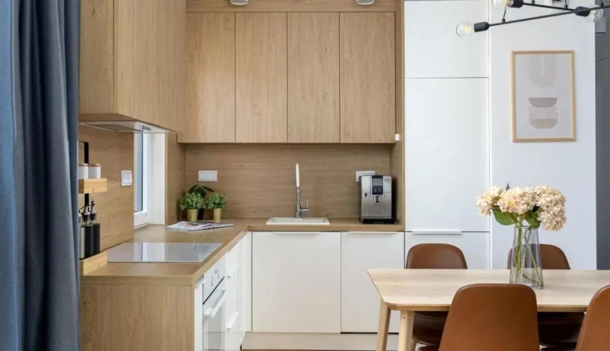 New 2-Bedroom Apartment - Close To Chopin Airport Warsaw